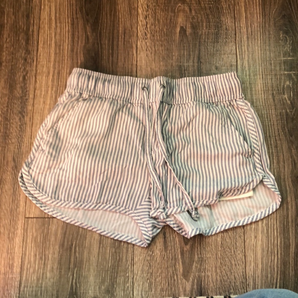SO X Small shorts